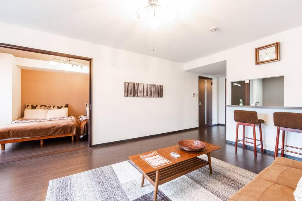 Fantasy Apartment Sapporo Luaran gambar